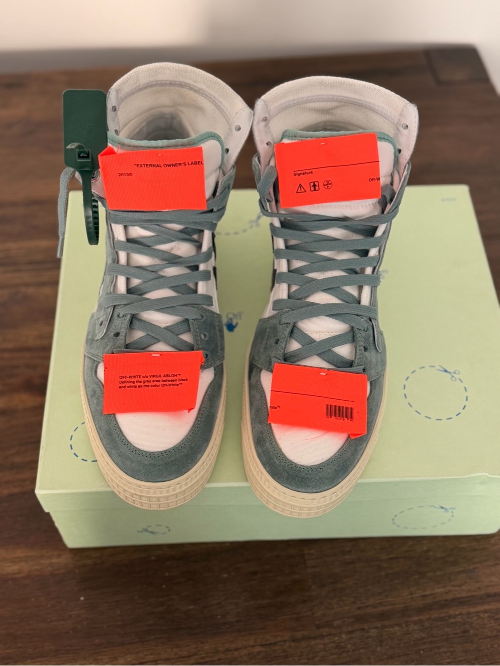 Off-White Off-Court 3.0 High Celadon
Mint White Suede Size 45 US 12 With Box